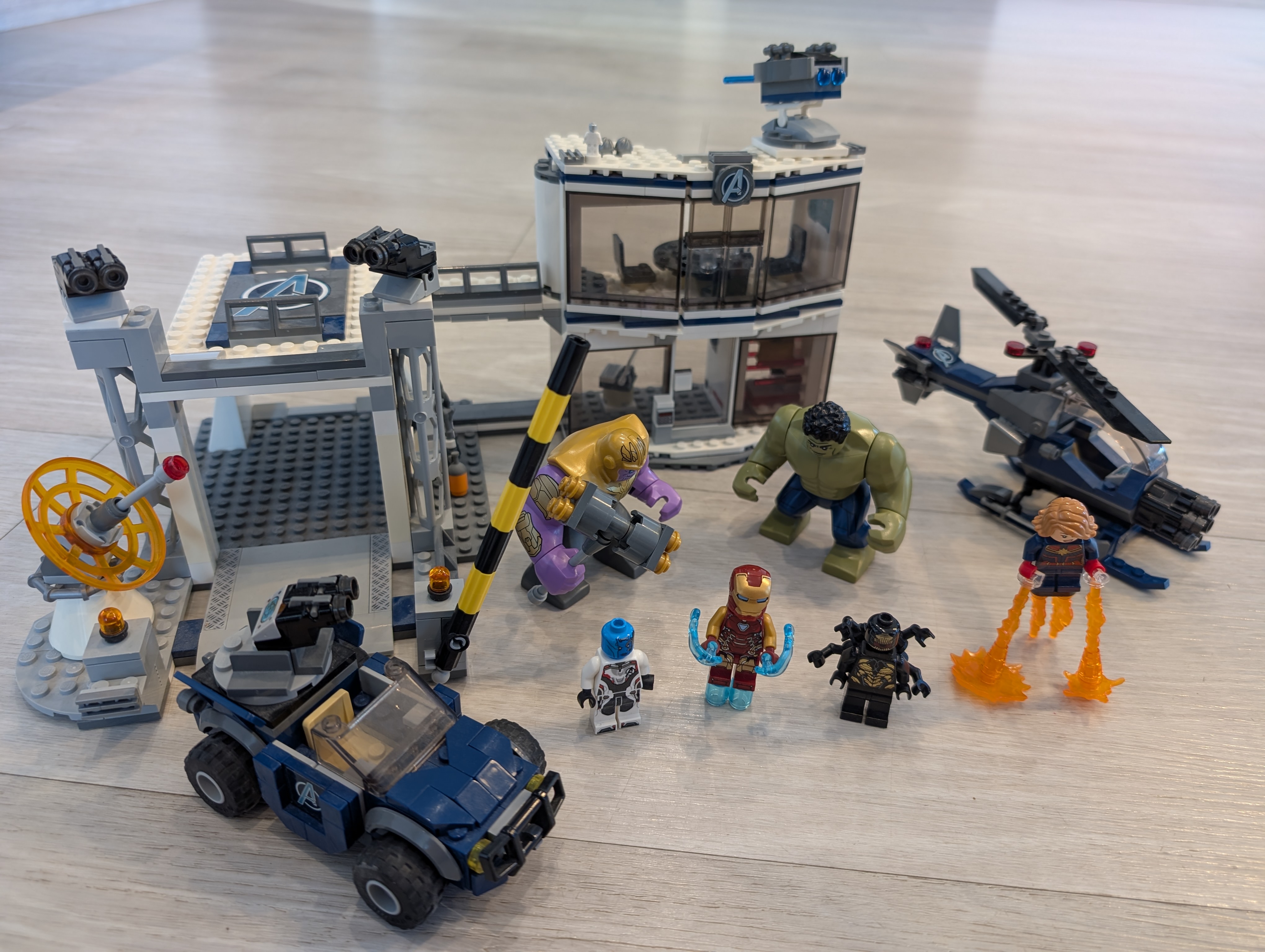 Lego Super Heroes 76131 Avengers Compound Battle